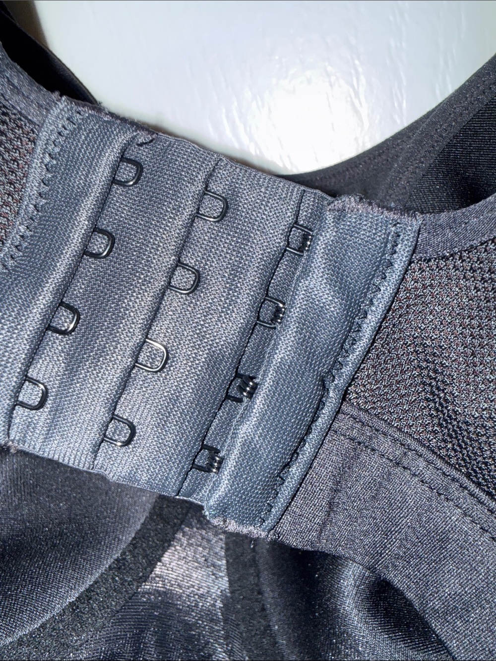 Moving Comfort Black High-Impact Sports Bra with Adjustable Straps - Picture 4 of 5
